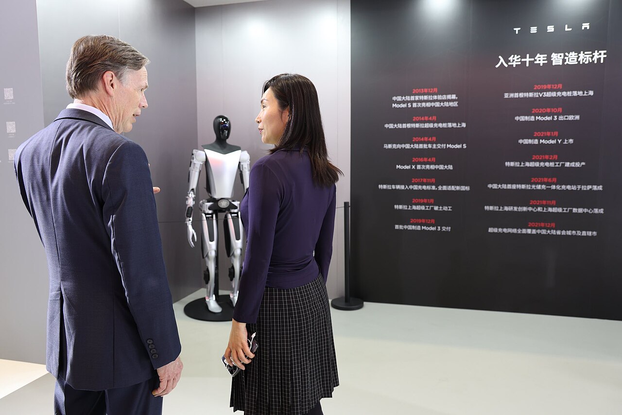 Optimus Gen 1 at the CIIE fair in Shanghai, 2023